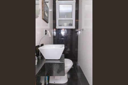 Casa para alugar com 71m², 2 quartos e sem vagaBanheiro
