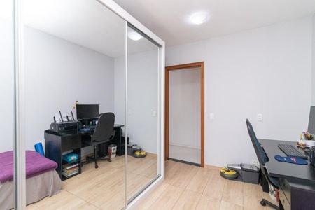 Quarto de casa para alugar com 2 quartos, 71m² em Vila São Geraldo, São Paulo