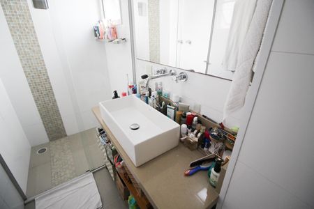 Apartamento à venda com 93m², 3 quartos e 2 vagas Apartamento à venda com 93m², 3 quartos e 2 vagasBanheiro da Suíte