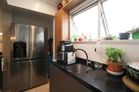 Apartamento à venda com 93m², 3 quartos e 2 vagas Apartamento à venda com 93m², 3 quartos e 2 vagasÁrea de Serviço