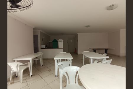 Apartamento à venda com 60m², 2 quartos e sem vagaÁrea comum