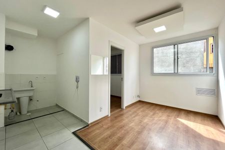 Sala de apartamento para alugar com 2 quartos, 35m² em Vila Santa Catarina, São Paulo