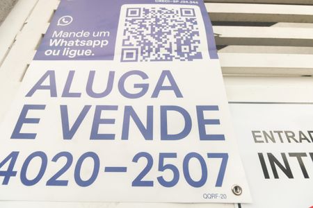 Apartamento para alugar com 32m², 1 quarto e sem vagaFachada - PLaca Código QQRF-20