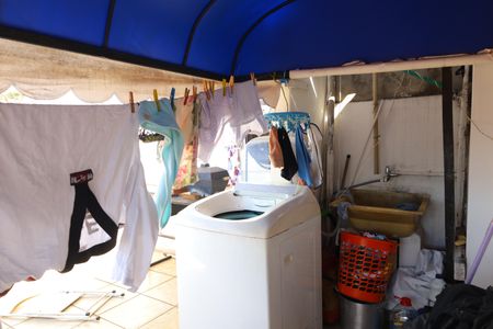 Casa à venda com 150m², 4 quartos e 2 vagasCasa 2 - Área de Serviço