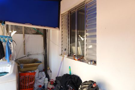 Casa à venda com 150m², 4 quartos e 2 vagasCasa 2 - Área de Serviço