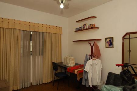 Casa à venda com 150m², 4 quartos e 2 vagasQuarto 2