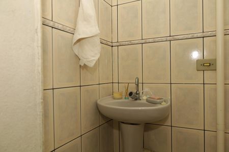 Casa à venda com 150m², 4 quartos e 2 vagasCasa 2 - Banheiro 2