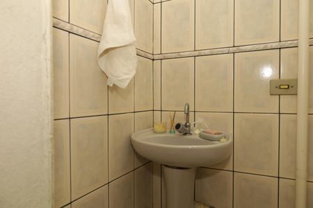 Casa à venda com 150m², 4 quartos e 2 vagasCasa 2 - Banheiro 2