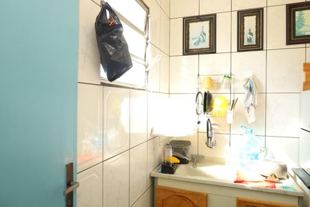 Casa à venda com 150m², 4 quartos e 2 vagasCasa 2 - Cozinha