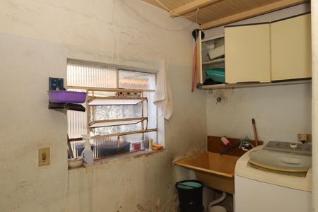 Casa à venda com 150m², 4 quartos e 2 vagasÁrea de Serviço