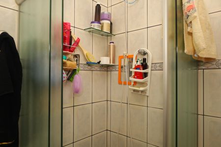 Casa à venda com 150m², 4 quartos e 2 vagasCasa 2 - Banheiro 1