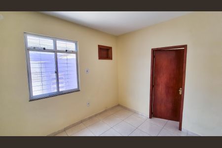 Casa à venda com 60m², 1 quarto e 1 vagaSala 