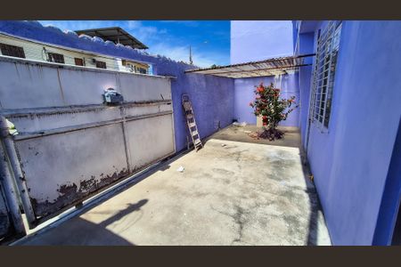 Casa à venda com 60m², 1 quarto e 1 vagaGaragem 