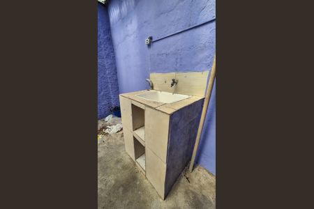 Casa à venda com 60m², 1 quarto e 1 vagaGaragem  Área de serviço 