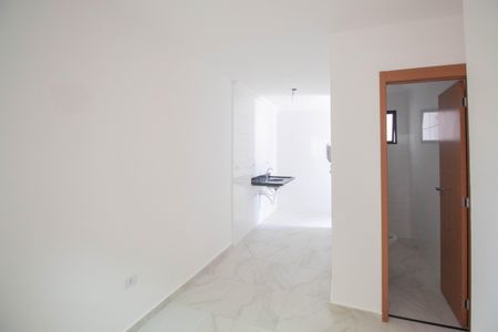 Sala/Cozinha de apartamento à venda com 2 quartos, 34m² em Vila Mazzei, São Paulo