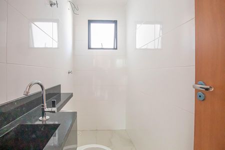 Apartamento à venda com 34m², 2 quartos e sem vagaBanheiro