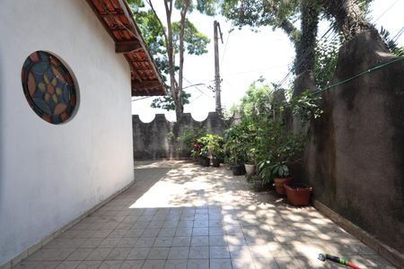 Casa para alugar com 205m², 3 quartos e 4 vagasFrente da casa