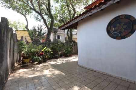 Casa para alugar com 205m², 3 quartos e 4 vagasFrente da casa