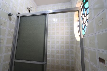 Casa para alugar com 205m², 3 quartos e 4 vagasBanheiro da Suíte 2