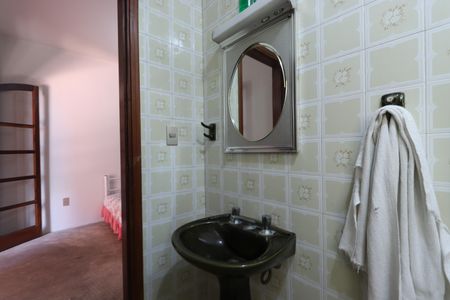 Casa para alugar com 205m², 3 quartos e 4 vagasBanheiro da Suíte 2