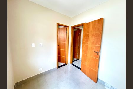 Casa à venda com 120m², 3 quartos e 2 vagasQuarto Suíte 2