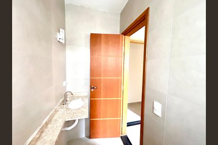 Casa à venda com 120m², 3 quartos e 2 vagasBanheiro da Suíte 2