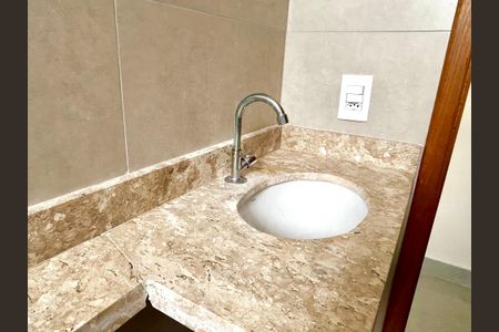 Casa à venda com 120m², 3 quartos e 2 vagasBanheiro da Suíte 3