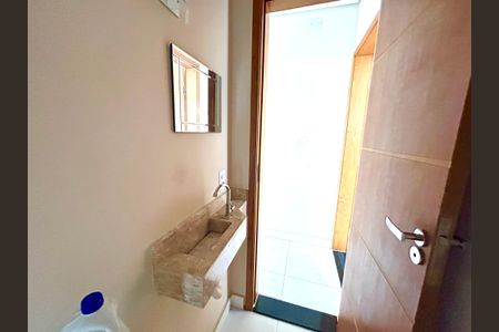 Casa à venda com 120m², 3 quartos e 2 vagasLavabo