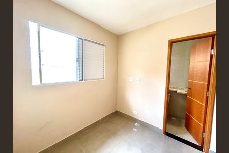 Casa à venda com 120m², 3 quartos e 2 vagasQuarto Suíte 2