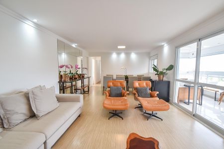 Apartamento à venda com 134m², 3 quartos e 3 vagas Apartamento à venda com 134m², 3 quartos e 3 vagasSala