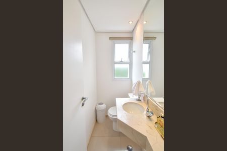 Apartamento à venda com 134m², 3 quartos e 3 vagas Apartamento à venda com 134m², 3 quartos e 3 vagasLavabo