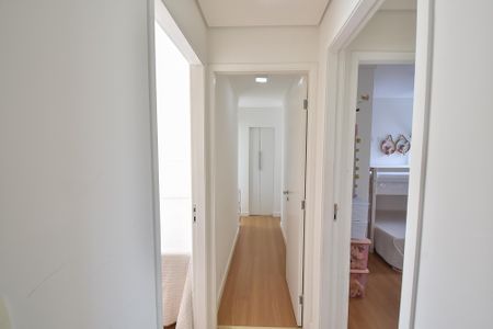 Apartamento à venda com 134m², 3 quartos e 3 vagas Apartamento à venda com 134m², 3 quartos e 3 vagasCorredor