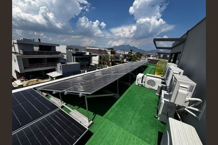 Casa de condomínio à venda com 1500m², 5 quartos e 3 vagasPlaca solar