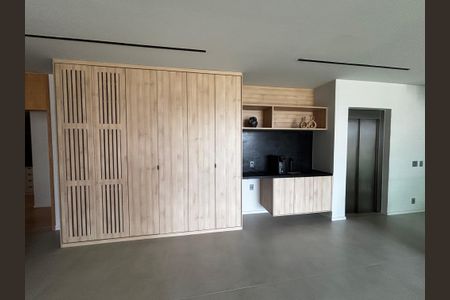 Casa de condomínio à venda com 1500m², 5 quartos e 3 vagasSegundo andar