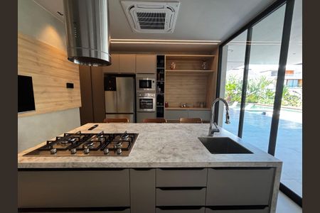 Casa de condomínio à venda com 1500m², 5 quartos e 3 vagasCozinha