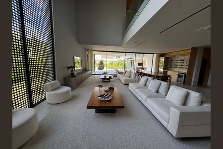 Casa de condomínio à venda com 1500m², 5 quartos e 3 vagasSala