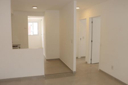 Apartamento para alugar com 2 quartos, 51m² em Jardim de Lourdes, Embu das Artes