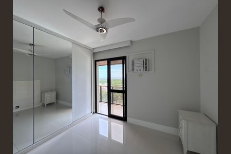 Apartamento à venda com 165m², 3 quartos e 2 vagas Apartamento à venda com 165m², 3 quartos e 2 vagasSuíte 2