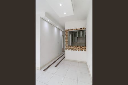 Sala de apartamento para alugar com 3 quartos, 70m² em Vila das Belezas, São Paulo