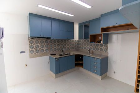 Apartamento à venda com 110m², 3 quartos e 1 vagaCozinha e Área de Serviço