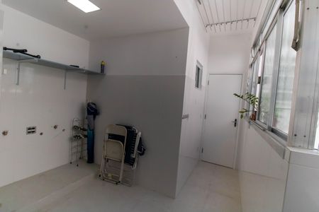 Apartamento à venda com 110m², 3 quartos e 1 vagaCozinha e Área de Serviço