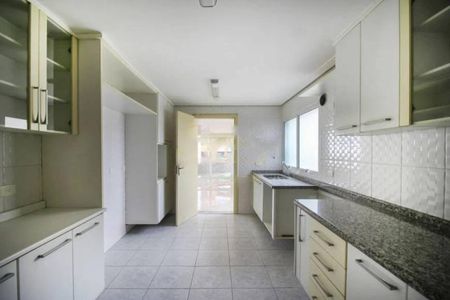Apartamento à venda com 210m², 3 quartos e 4 vagasFoto 08