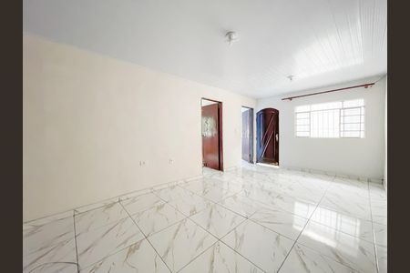 Sala de casa para alugar com 2 quartos, 240m² em Jardim Roberto, Osasco