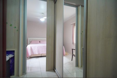 Casa à venda com 290m², 4 quartos e 2 vagasCloset da suíte