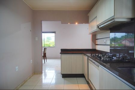 Casa à venda com 290m², 4 quartos e 2 vagascozinha 1