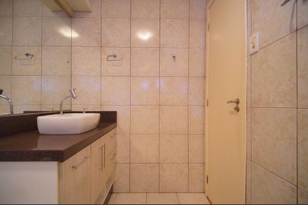 Casa à venda com 290m², 4 quartos e 2 vagasBanheiro 1