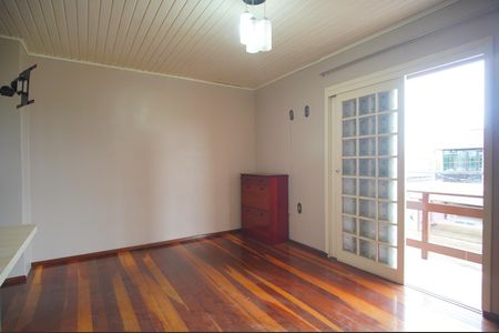 Casa à venda com 290m², 4 quartos e 2 vagasSuíte 2