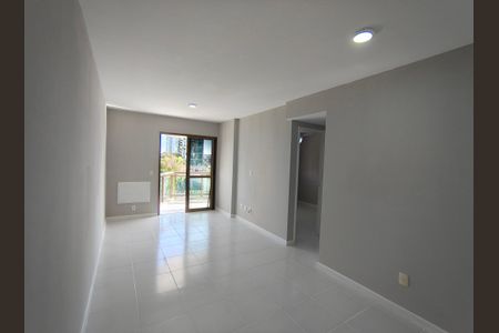 Sala de apartamento para alugar com 3 quartos, 84m² em Barra Olímpica, Rio de Janeiro