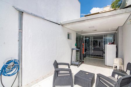 Casa à venda com 580m², 4 quartos e 4 vagasVaranda da Suíte 1