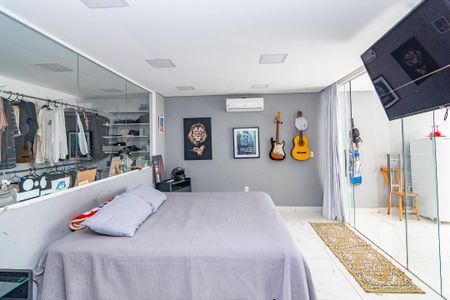 Casa à venda com 580m², 4 quartos e 4 vagasSuíte 1